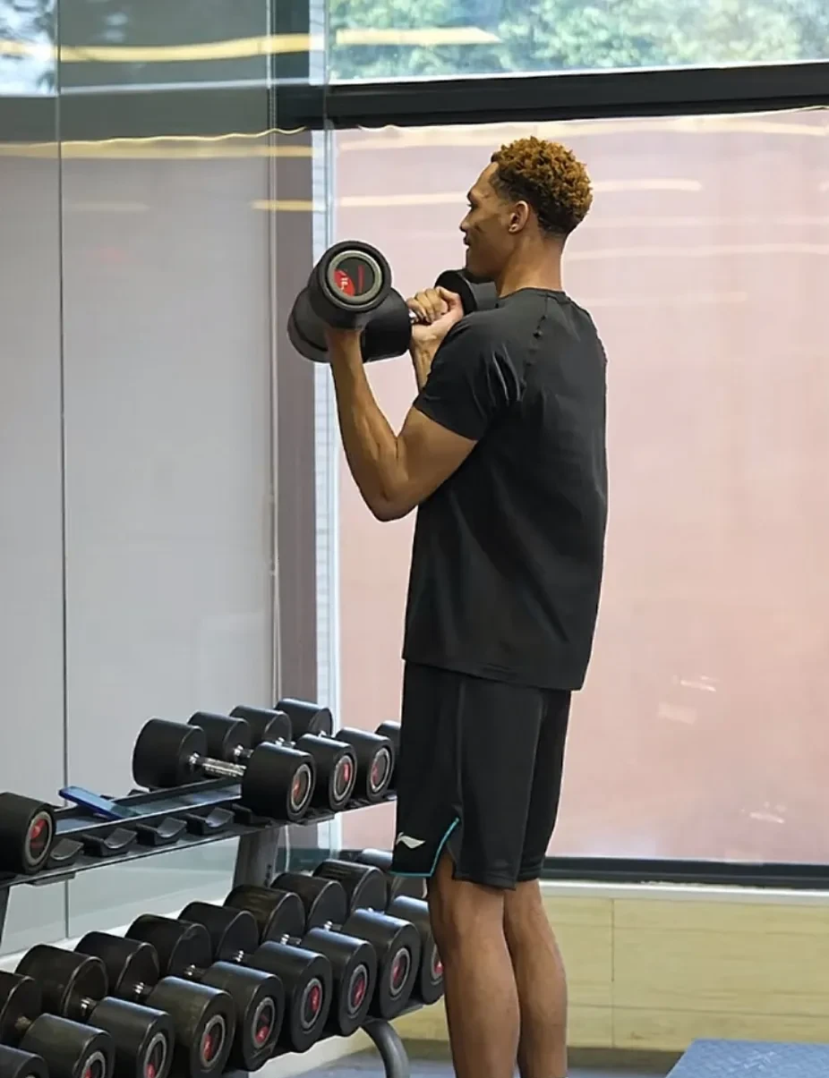 欧篮联赛程吃紧,广东宏远今晚队长鼓劲,引发热议,训练强度明显提升(广东宏远今晚比赛直播视频) 欧篮联赛程吃紧,广东宏远今晚队长鼓劲,引发热议,训练强度明显提升(广东宏远今晚比赛直播视频)