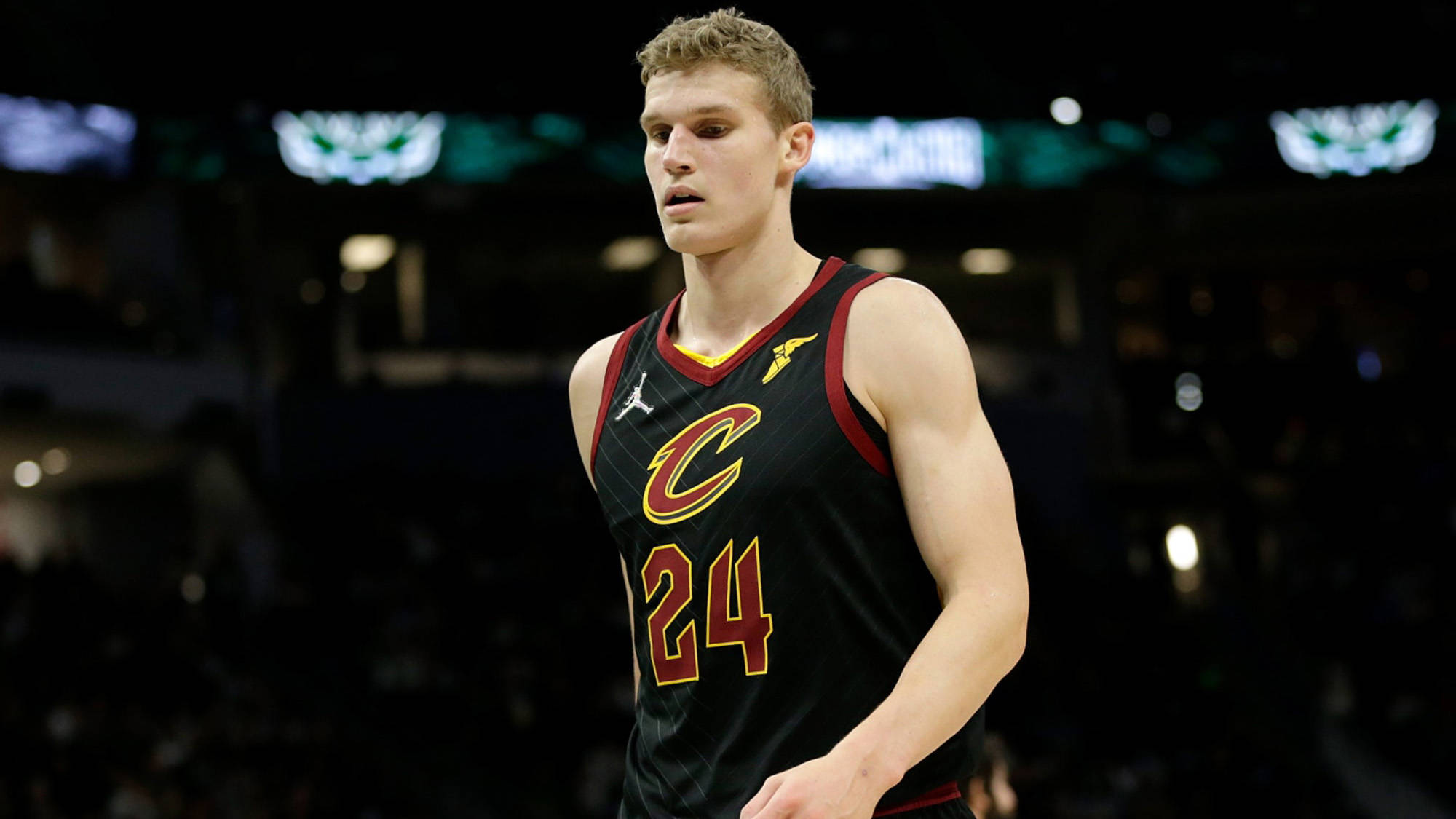 今夜费耶诺德备战德国杯，手感冰凉细节曝光，球迷炸锅，纪律约束更严格的简单介绍-多米网页版