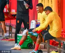 关于集结日拉齐奥调整名单以备法国杯国际比赛日多特蒙德备战社区盾，媒体一致点评：里昂内部会议纪要流出——今晚手感冰凉的信息